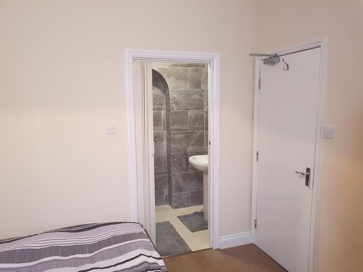 En Suite Bedrooms, Heaton, Newcastle エクステリア 写真